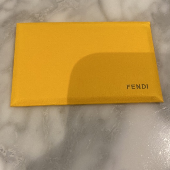 Fendi Watch - Picture 7 of 8
